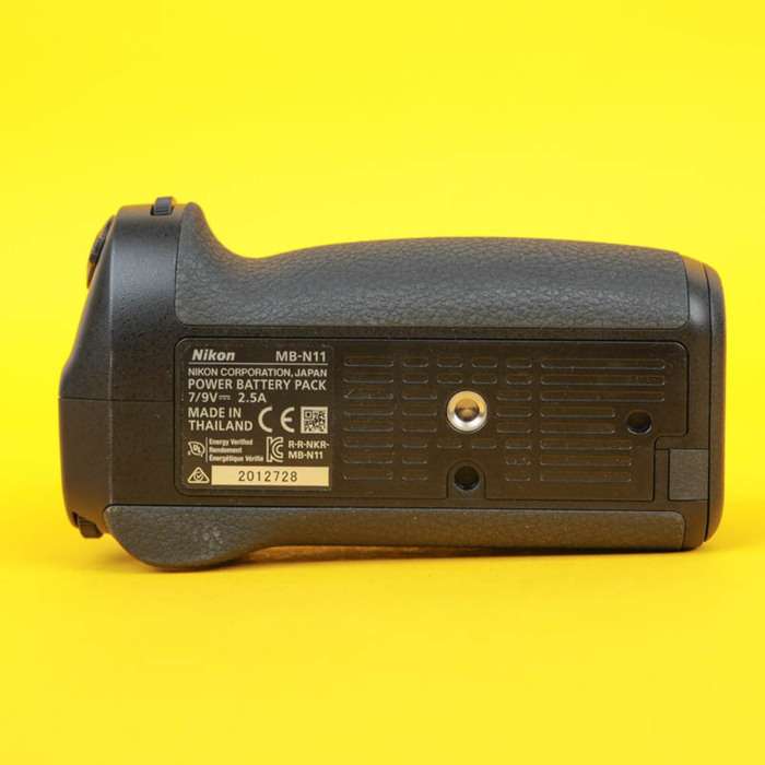 Nikon MB-N11 | Bateriový grip pro Z6 II a Z7 II | 2012728