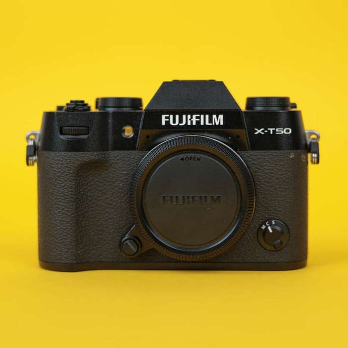 Fujifilm X-T50 | 4B029711