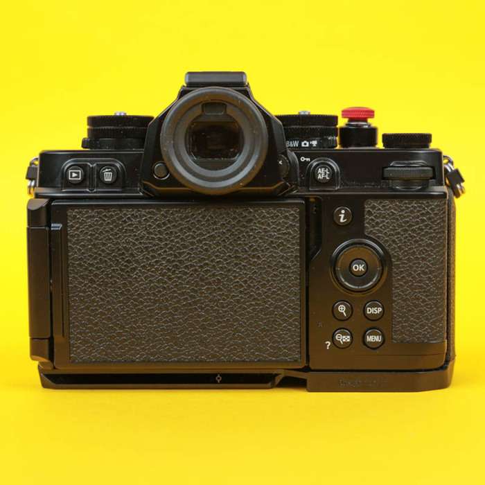 Nikon Z f tělo + grip + baterie  | 6000975