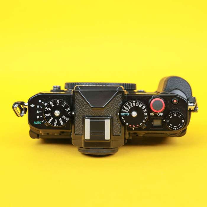 Nikon Z f tělo + grip + baterie  | 6000975