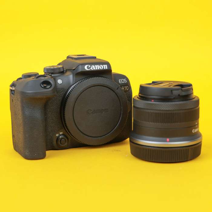 Canon EOS R10 + 18-45mm | 233033004030