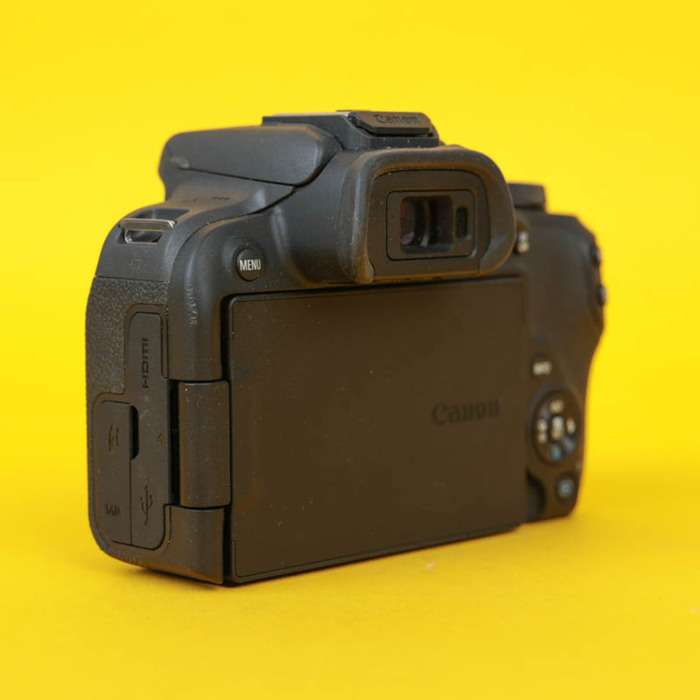 Canon EOS R10 + 18-45mm | 233033004030