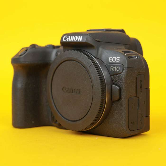 Canon EOS R10 + 18-45mm | 233033004030