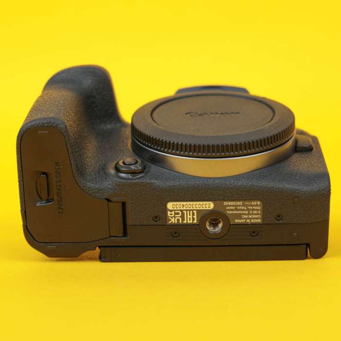 Canon EOS R10 + 18-45mm | 233033004030