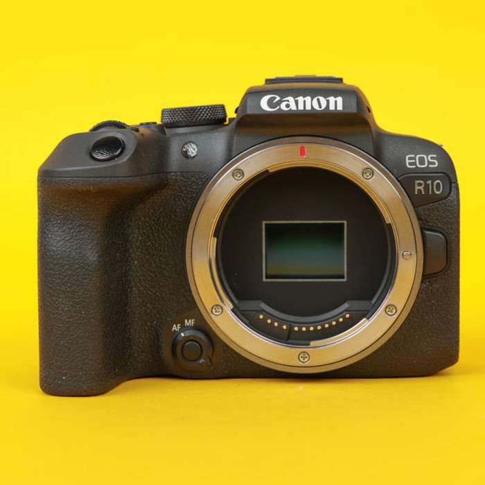 Canon EOS R10 + 18-45mm | 233033004030