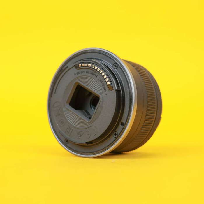 Canon EOS R10 + 18-45mm | 233033004030