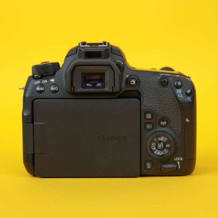 Canon EOS 77D | 343072002377