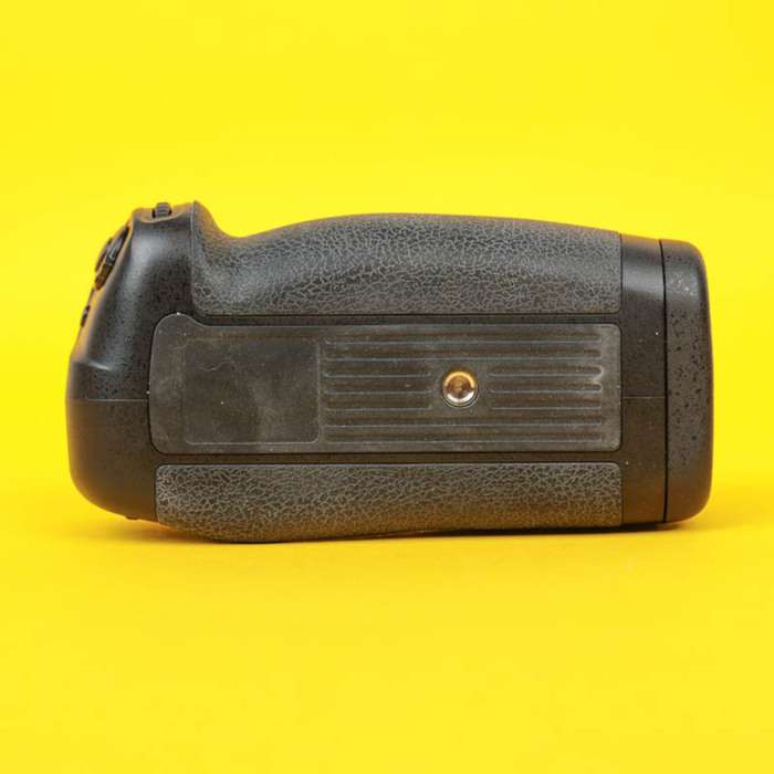 Battery grip pro Nikon D850