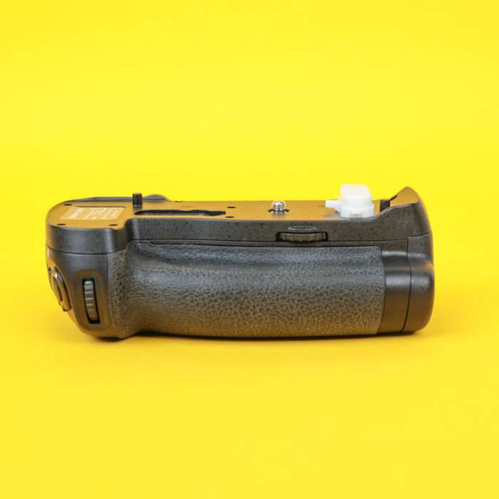 Battery grip pro Nikon D850