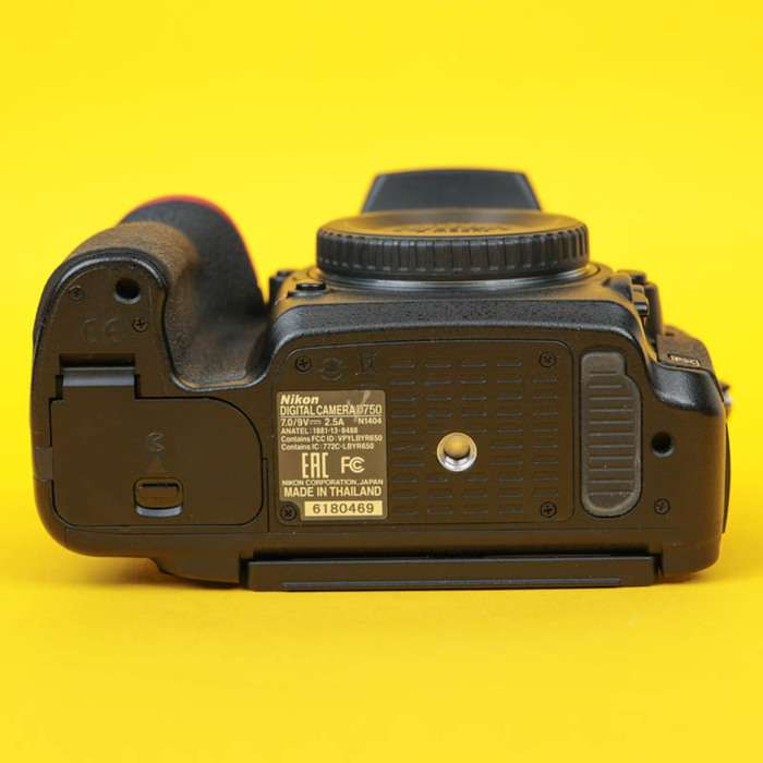 Nikon D750 | 6180469
