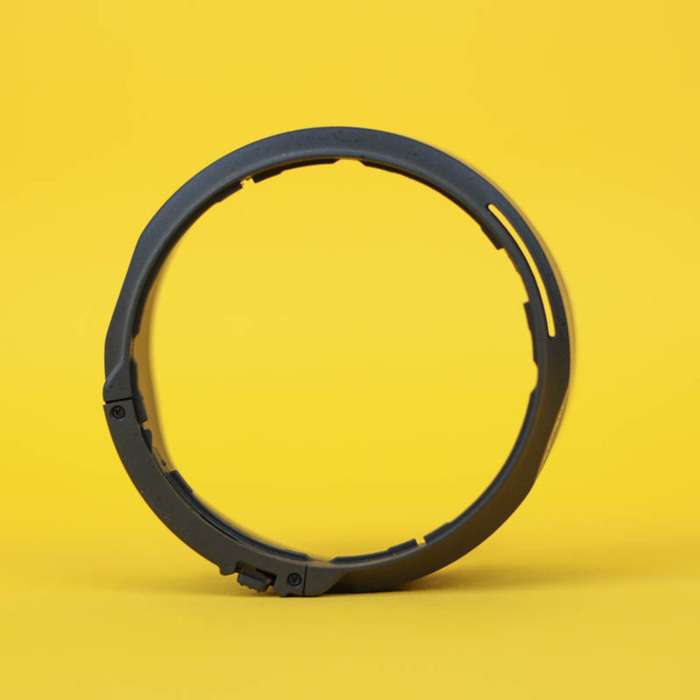 Nikon sluneční clona HB-74 pro AF-S NIKKOR 24-70mm f/2.8E ED VR