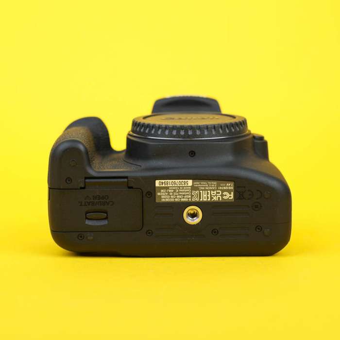 Canon EOS 2000D | 583076018940
