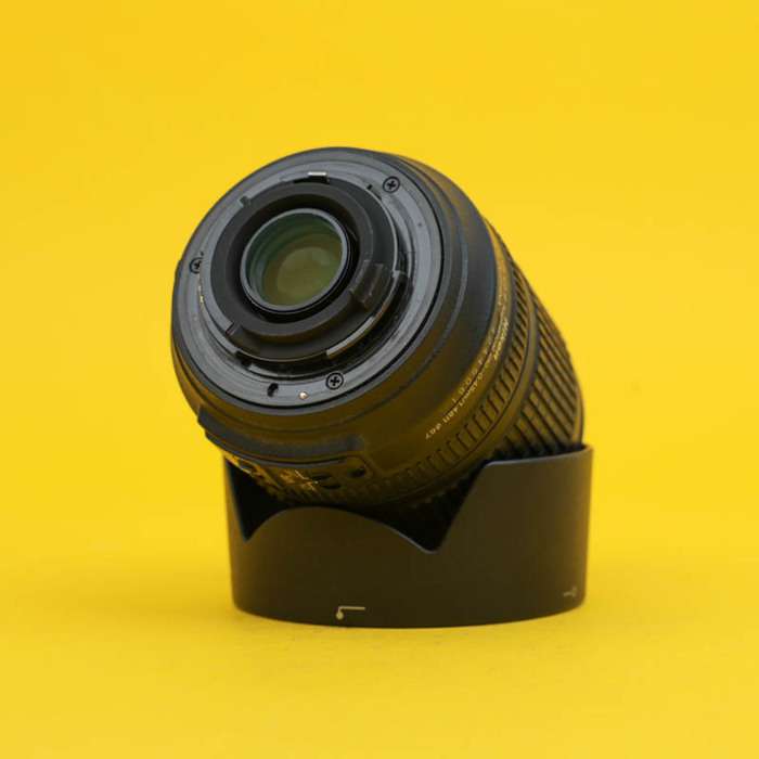 Nikon 18-105mm f/3,5-5,6  AF-S DX G ED VR | 42445061