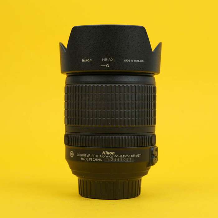 Nikon 18-105mm f/3,5-5,6  AF-S DX G ED VR | 42445061