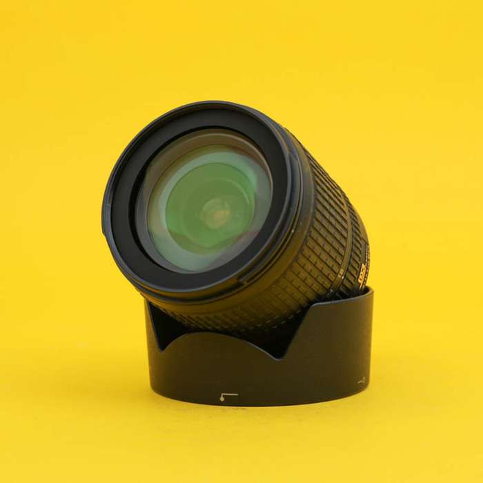 Nikon 18-105mm f/3,5-5,6  AF-S DX G ED VR | 42445061