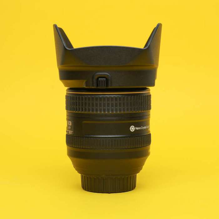 Nikon 16-80 mm f/2,8-4,0E AF-S DX ED VR | 210367