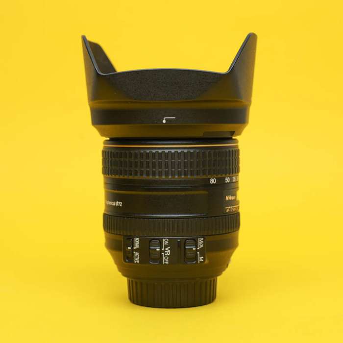 Nikon 16-80 mm f/2,8-4,0E AF-S DX ED VR | 210367