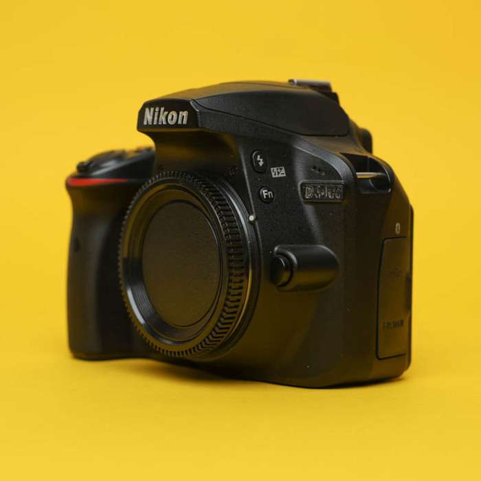 Nikon D3400 | 6070331