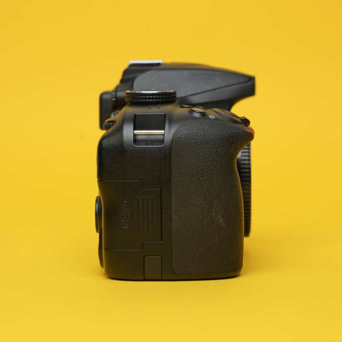 Nikon D3400 | 6070331