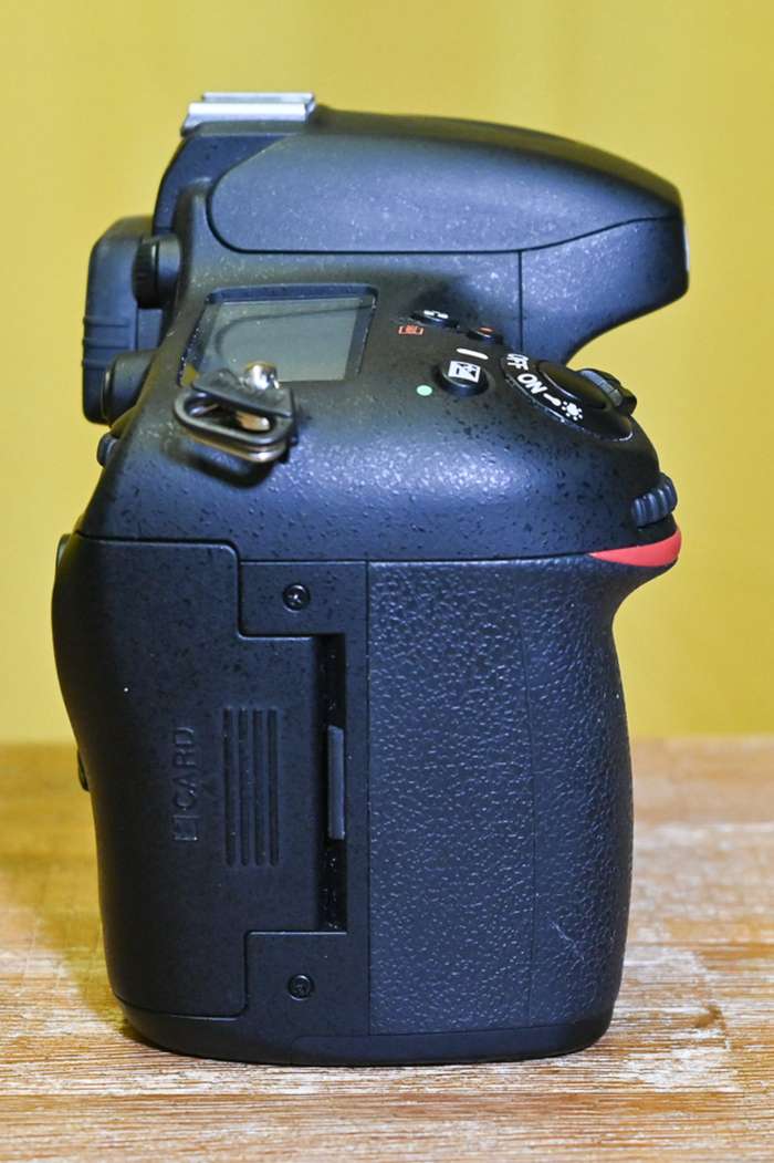 Nikon D600 + Grip + baterie | závěrka 7374|  6006058