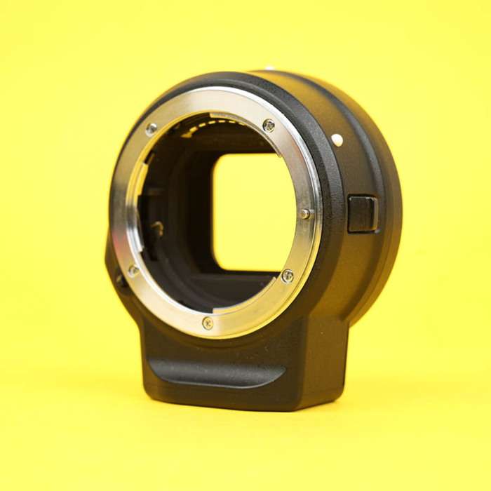 Nikon FTZ adaptér | 30100205
