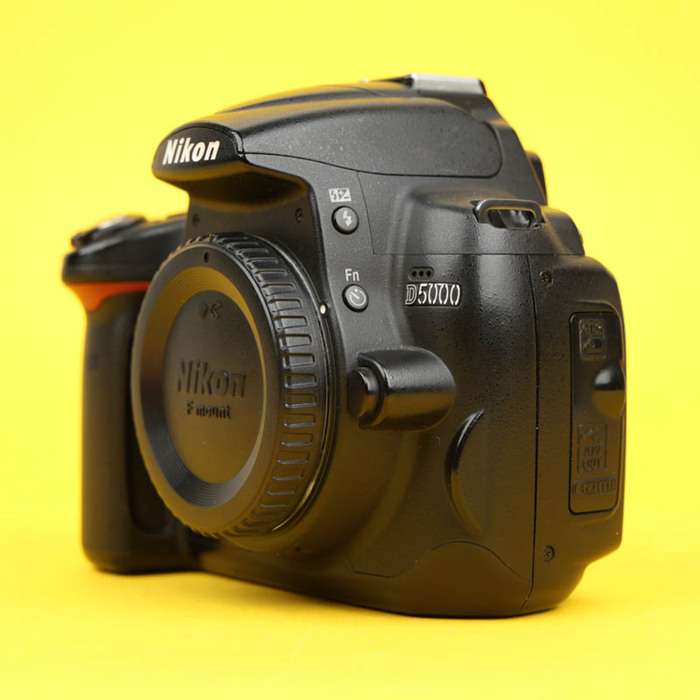 Nikon D5000 | 6190288