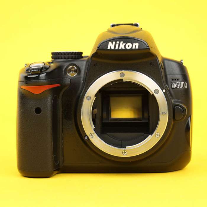 Nikon D5000 | 6190288