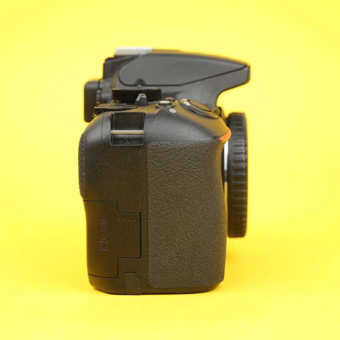 Nikon D3500 | 6323589