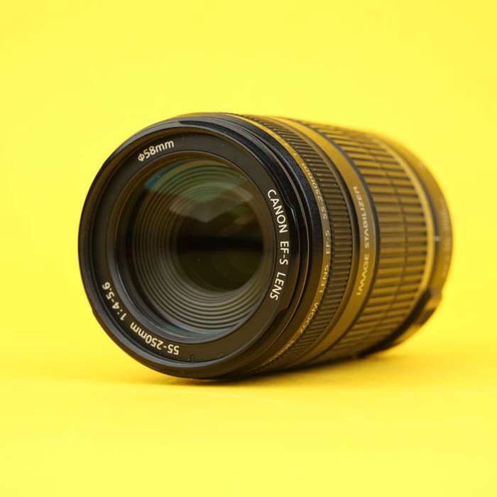 Canon EF-S 55-250mm f/4-5,6 IS | 7751034106