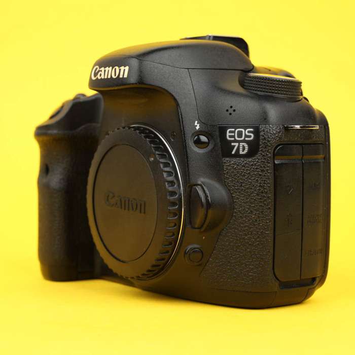 Canon EOS 7D | 380429903