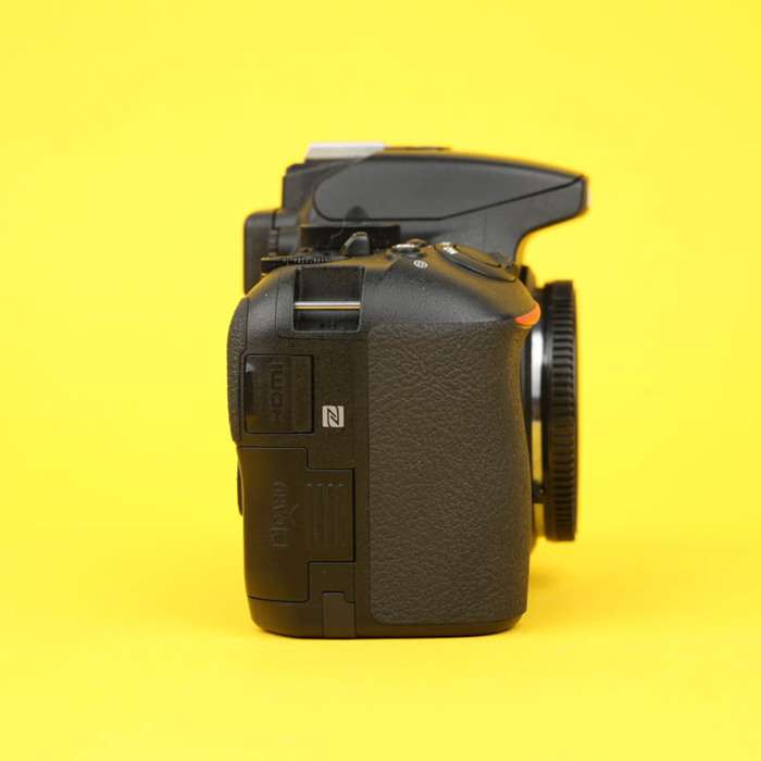 Nikon D5600 + 18-55mm | 6183311 + 23700465