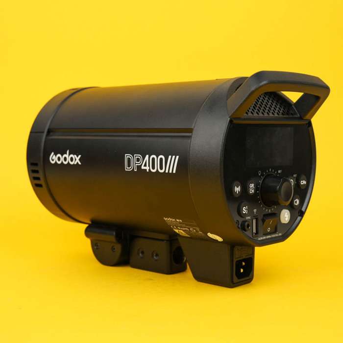 Studiový blesk GODOX DP400III