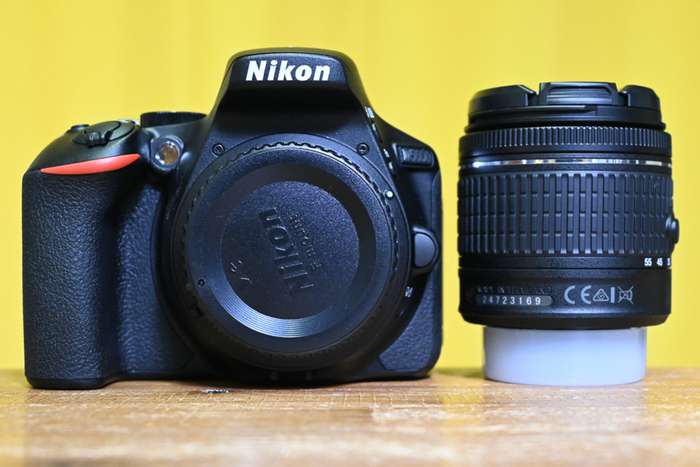 Nikon D5600 + 18-55 AF-P VR + Sandisk 128 GB | Závěrka 131 |  6214144