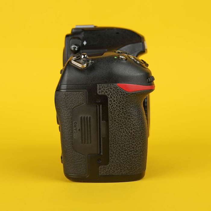 Nikon D850 | závěrka 16395