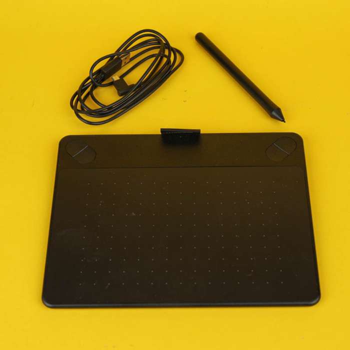 Grafický tablet Wacom Intuos S black