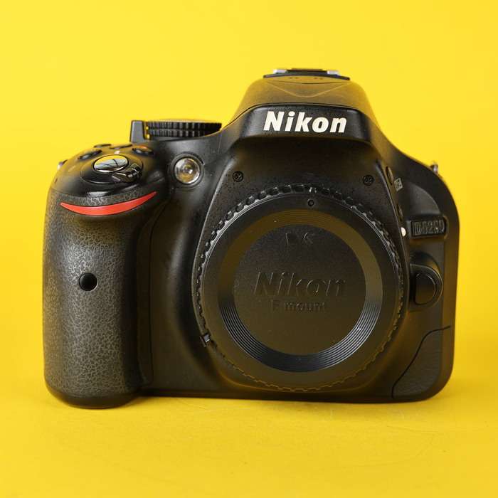 Nikon D5200 | 4575345
