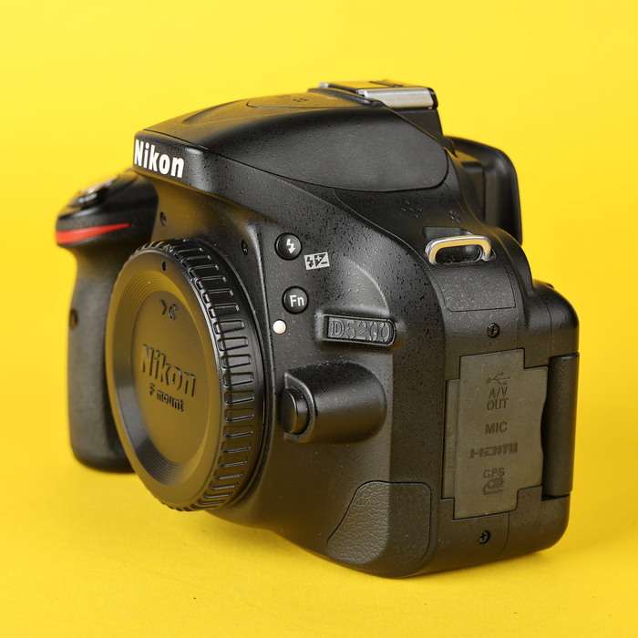 Nikon D5200 | 4575345