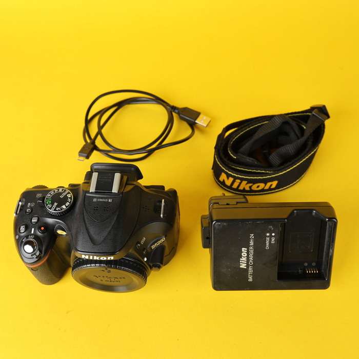 Nikon D5200 | 4575345