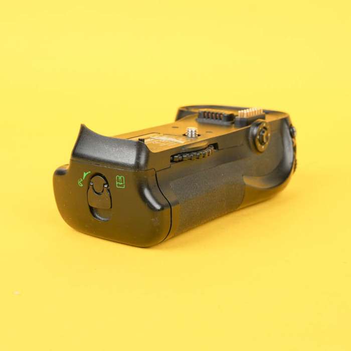 Nikon D300  + Grip | 4116458