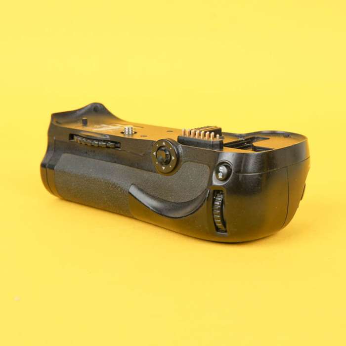 Nikon D300  + Grip | 4116458