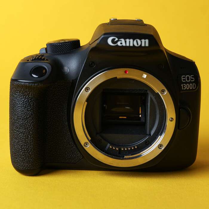 Canon EOS 1300D | 223073001650