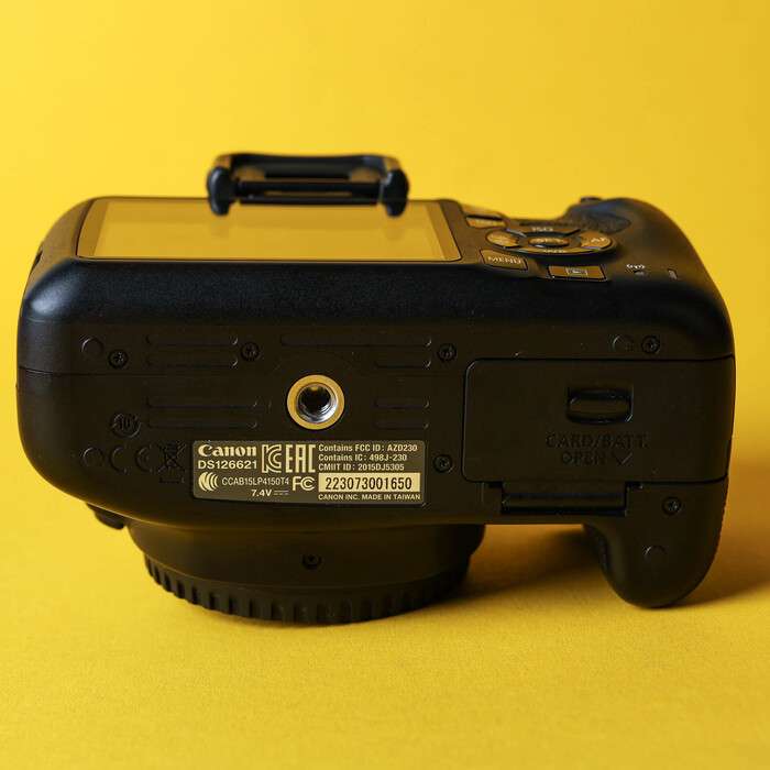 Canon EOS 1300D | 223073001650