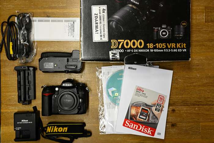 Nikon D7000 + grip, 16 GB SD sandisk | 6310971