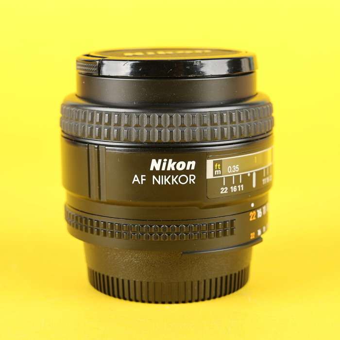 Nikon 28mm f/2,8 D | 447105