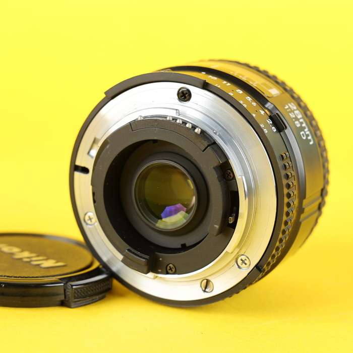 Nikon 28mm f/2,8 D | 447105