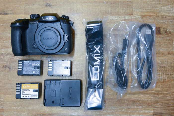 Panasonic Lumix DMC-GH5 | V-log | 3x baterie