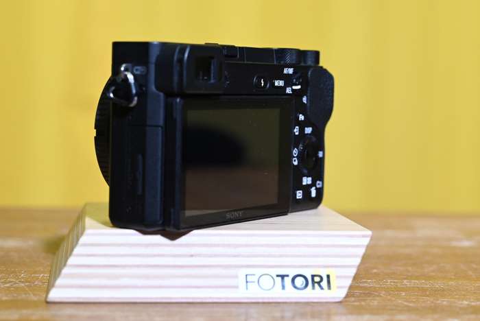 Sony Alpha A6500 + 3x Neoriginální baterie, nabíječka  | 3819970