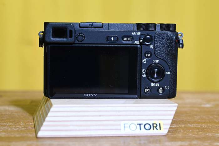 Sony Alpha A6500 + 3x Neoriginální baterie, nabíječka  | 3819970