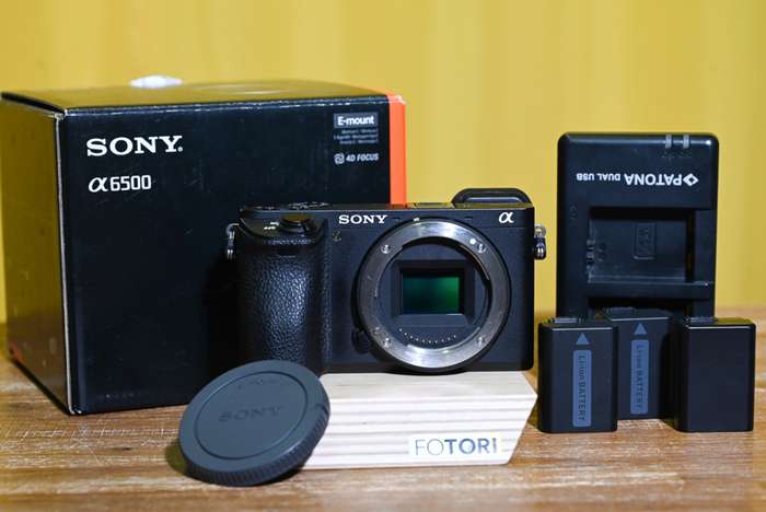 Sony Alpha A6500 + 3x Neoriginální baterie, nabíječka  | 3819970