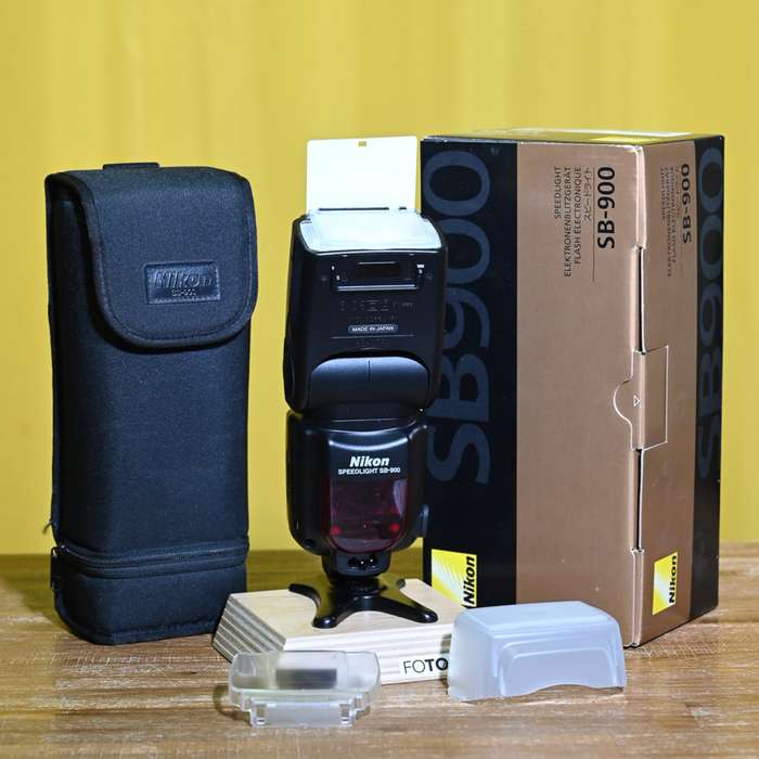 Nikon SB 900 |  2541730
